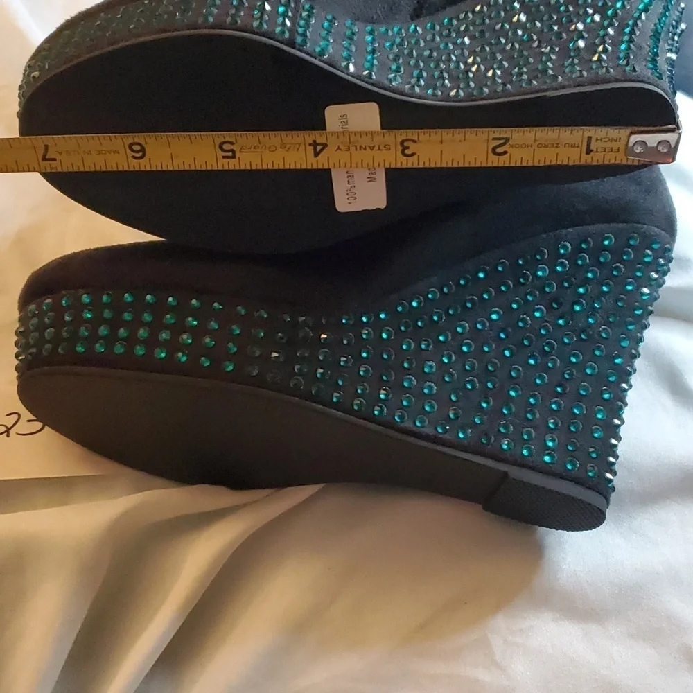 NEW Women’s Black Synthetic Suede Celtics Ankle Boots,Green Rhinestone Wedge